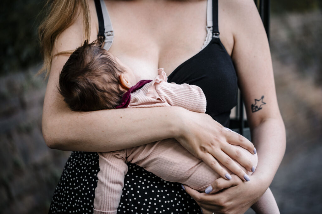 fotoprojekt-boob-rights-motherhood-eva-walther