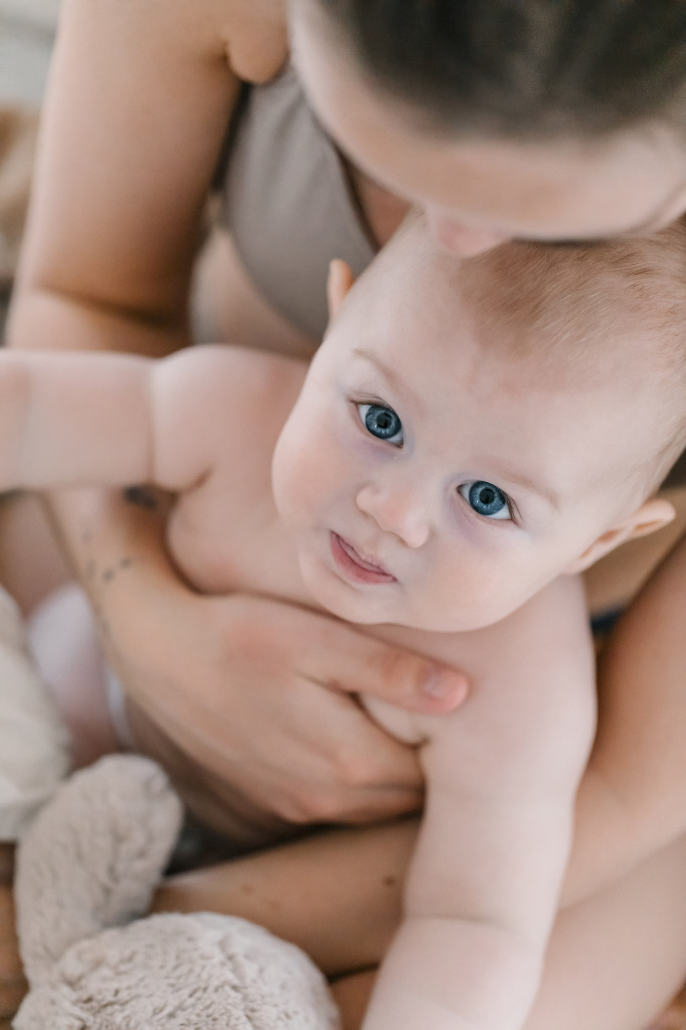 motherhood-shoot-kathrine-oliver