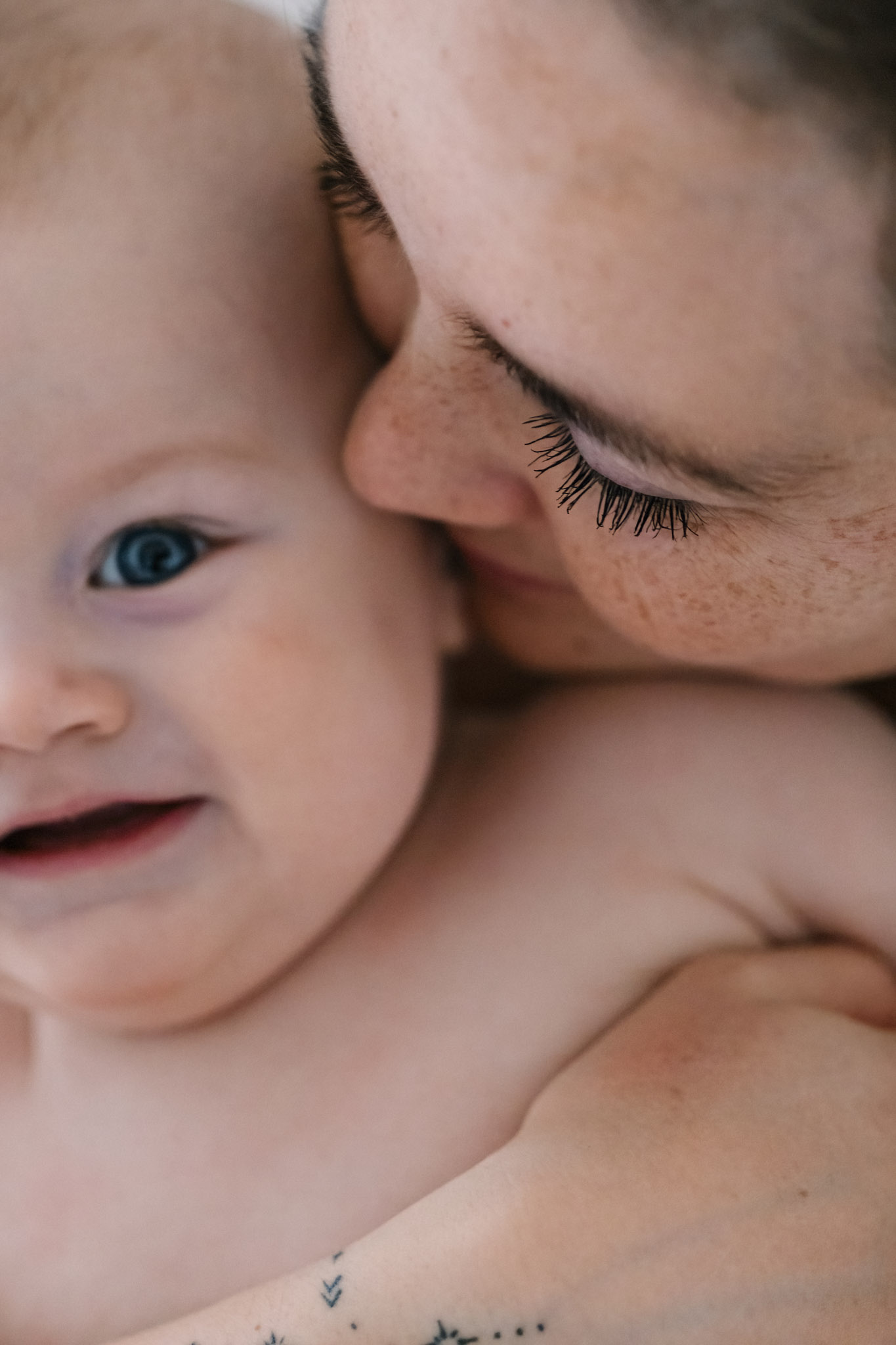 motherhood-shoot-kathrine-oliver